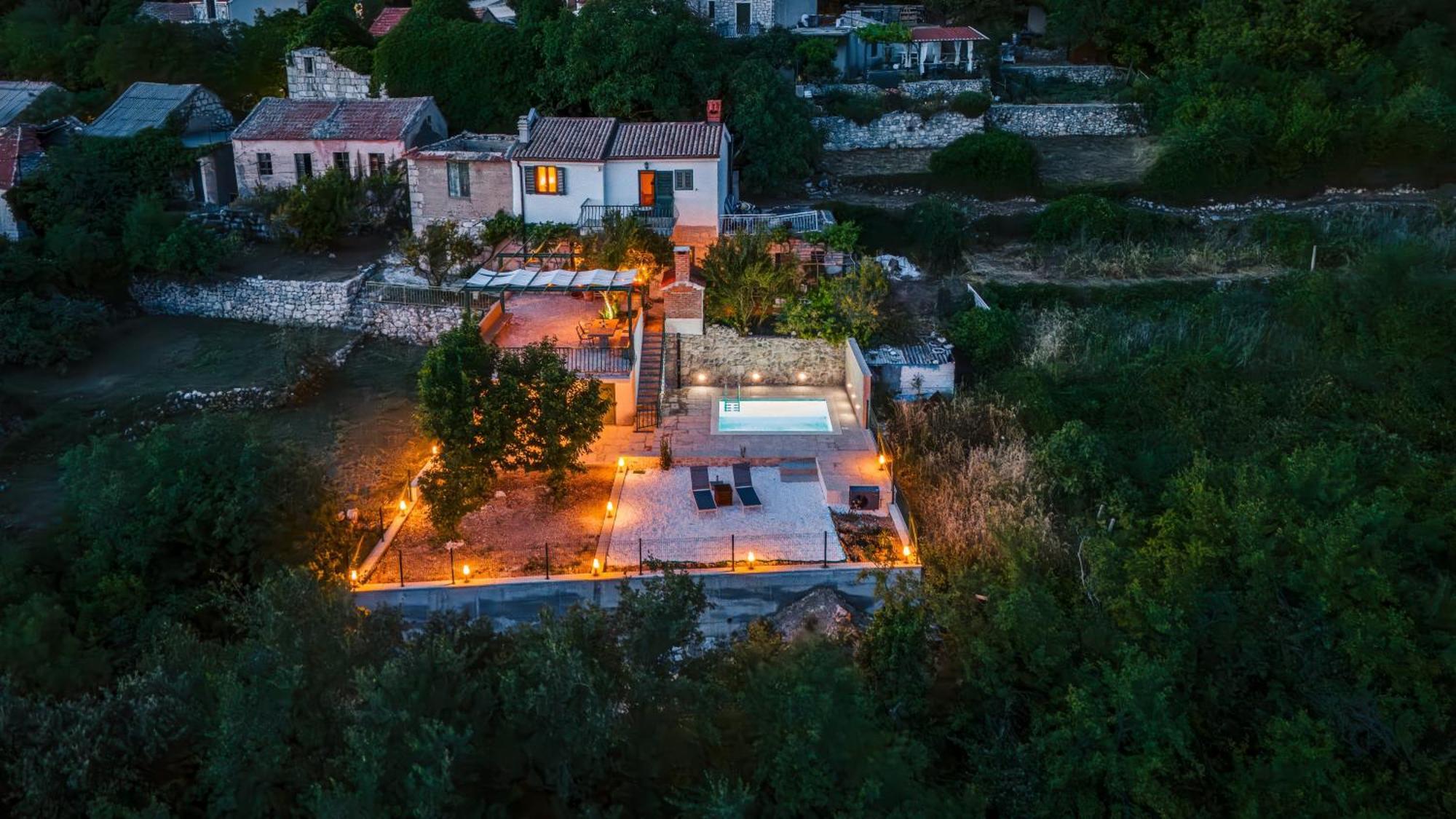 House Dida Mate - Cozy House In Nature With Heated Pool Tučepi Exterior foto