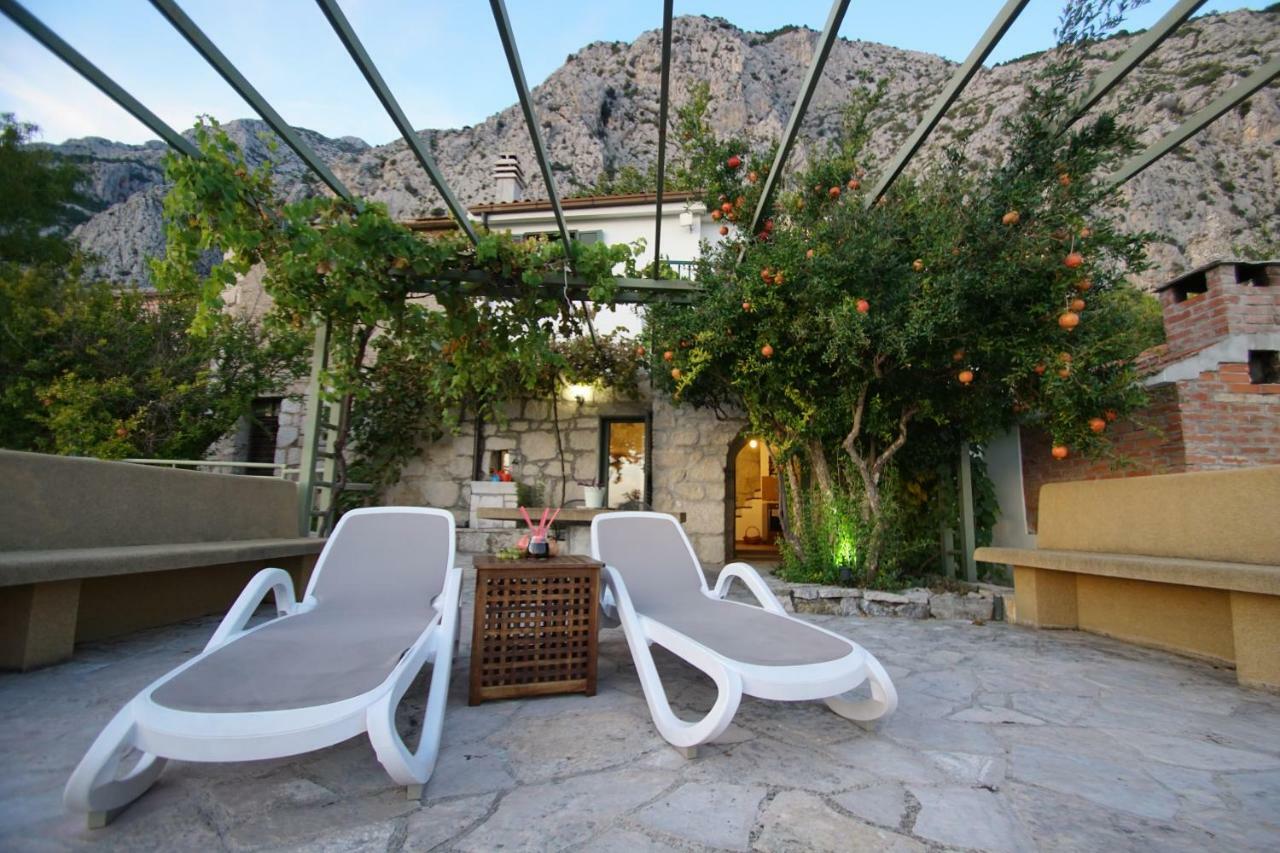 House Dida Mate - Cozy House In Nature With Heated Pool Tučepi Exterior foto