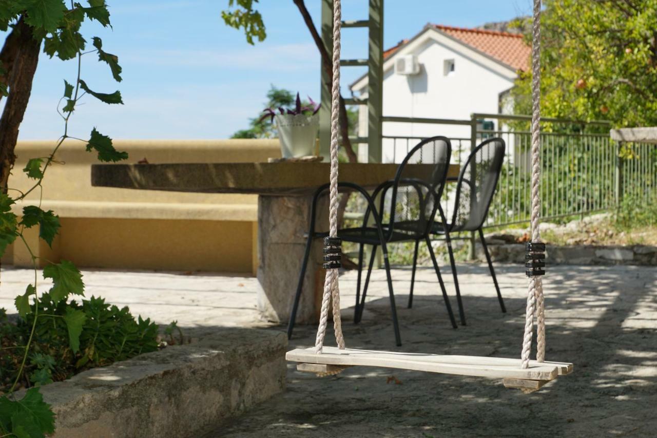 House Dida Mate - Cozy House In Nature With Heated Pool Tučepi Exterior foto